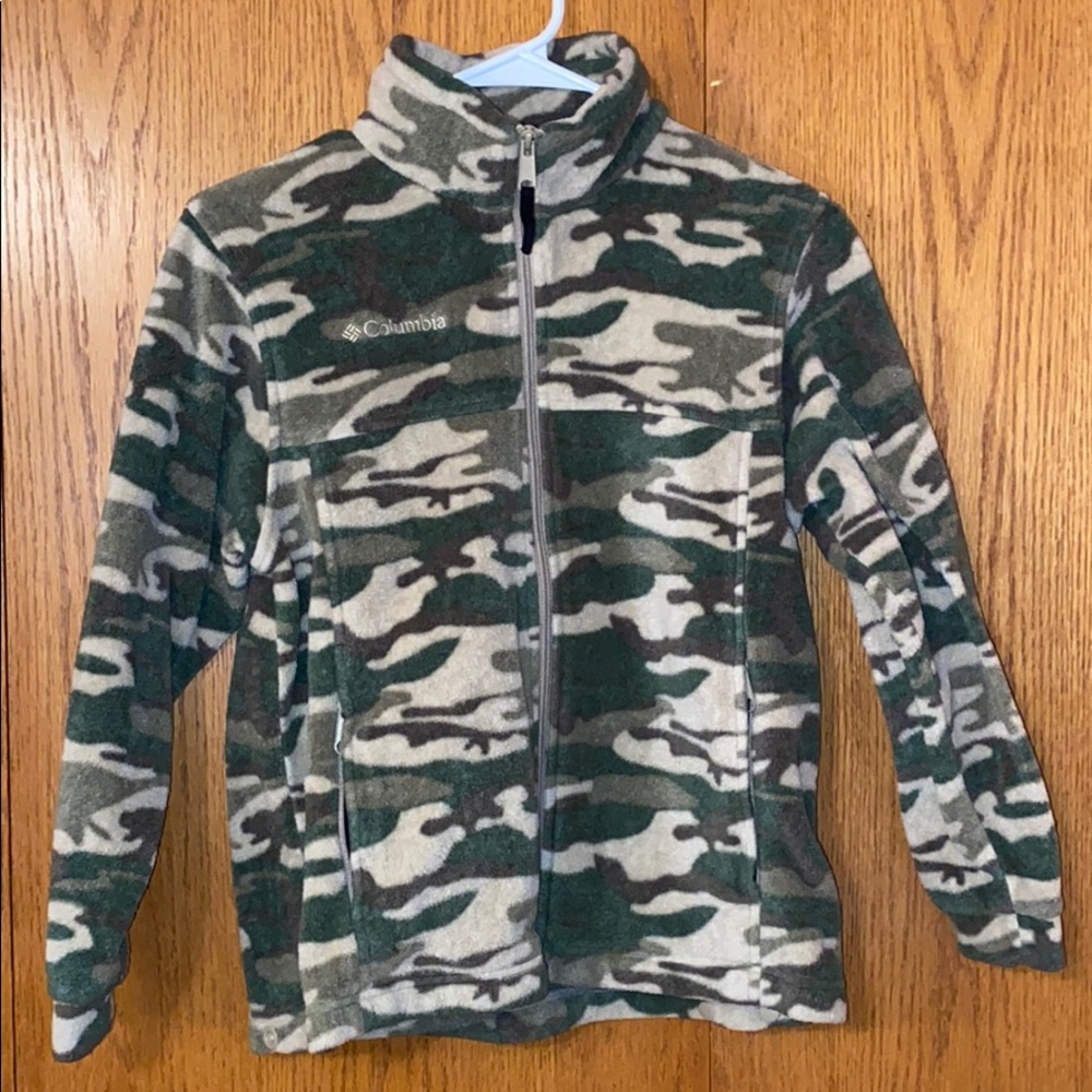Kids camouflage Columbia sweatshirt